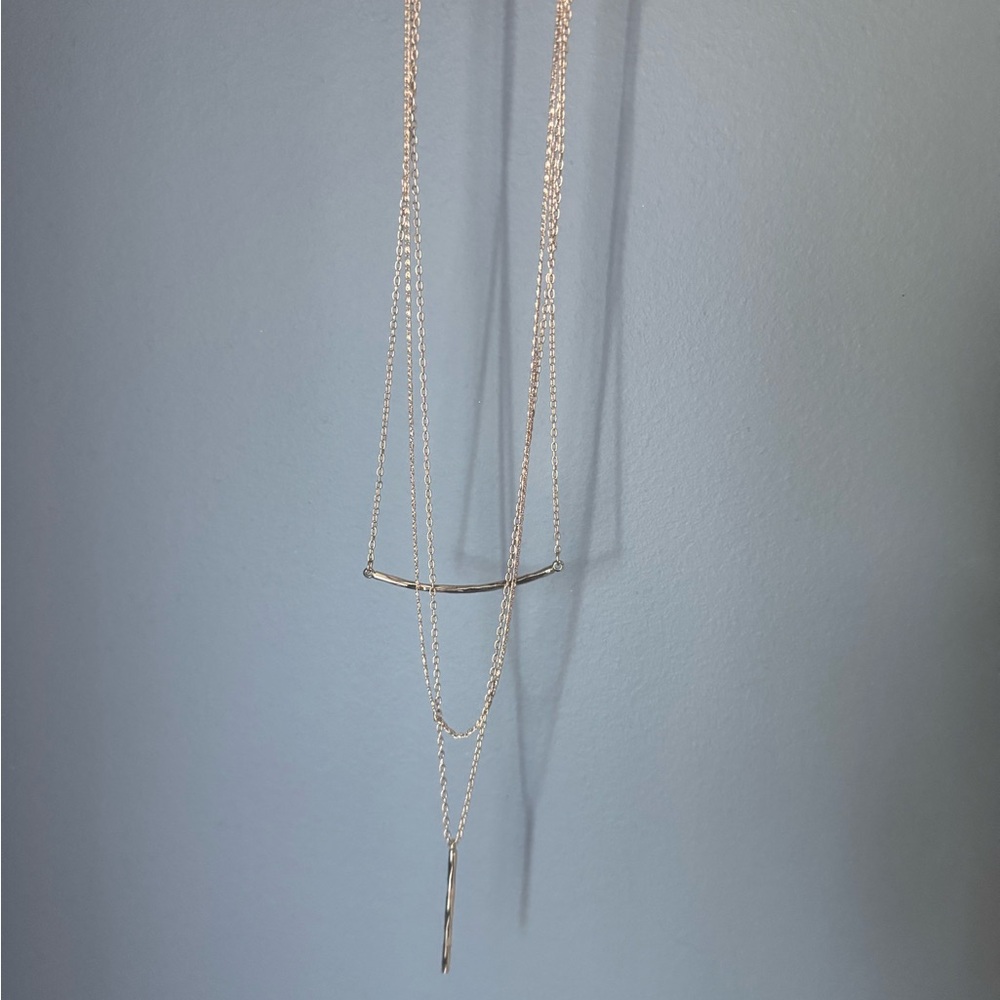 Elegant Gold Layered Necklace